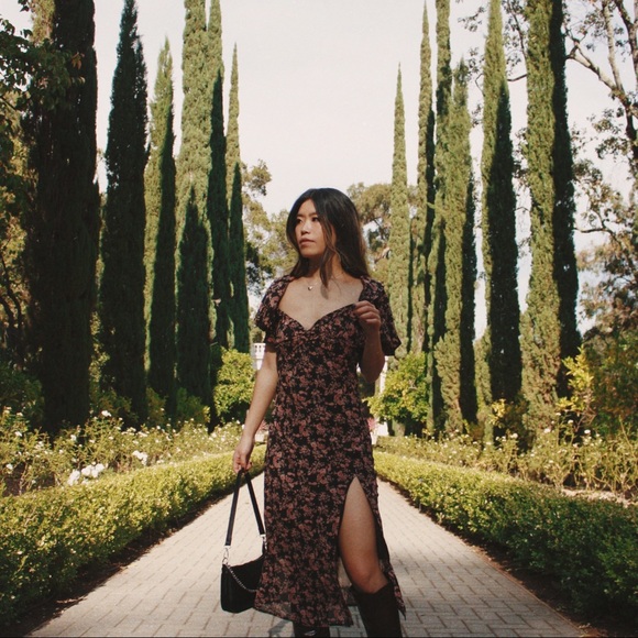 SOLD ON MERCARI - Picture 2 of 7